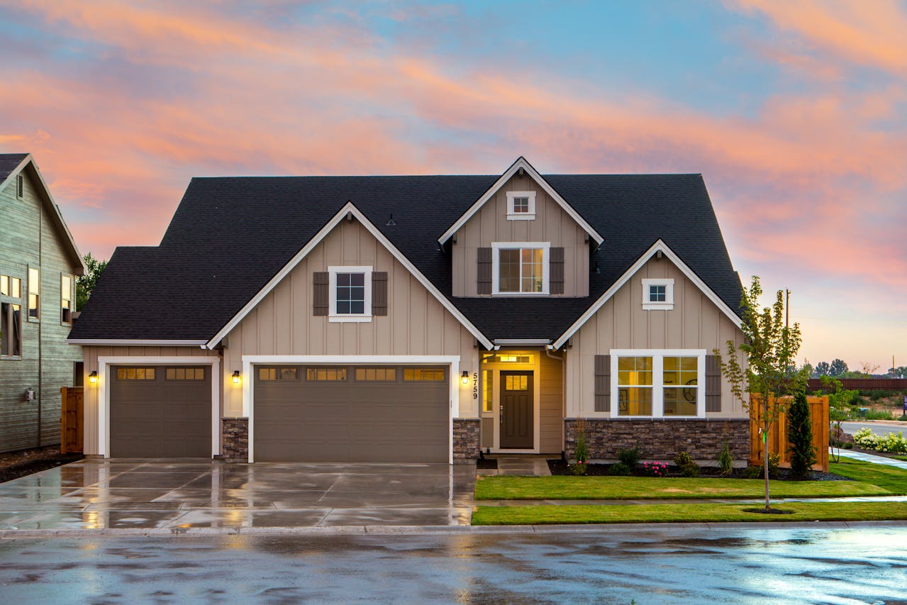 Home with freshly cleaned windows in Utah County